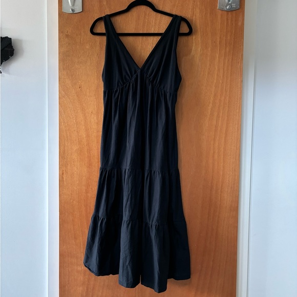 FARM Rio tiered midi dress - Picture 3 of 9